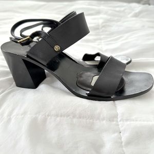 Vintage Gucci heels ✨ priced to sell! ✨